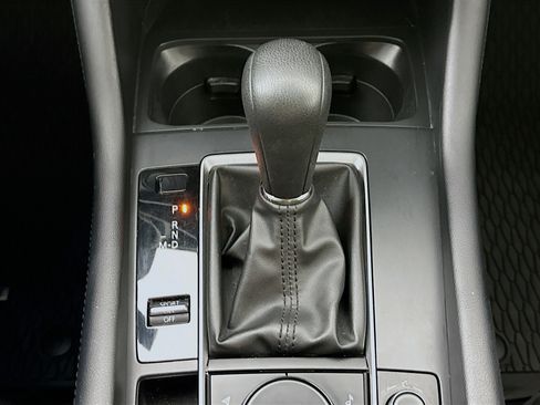 Used 2025 MAZDA MAZDA3 s image 24