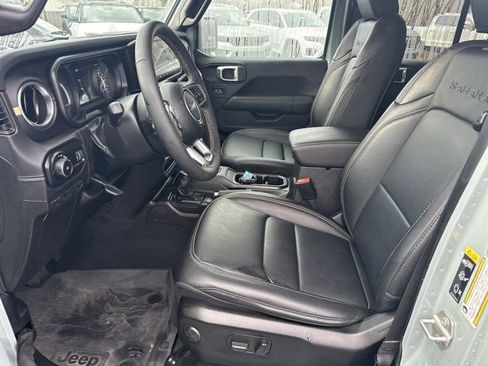 Certified 2024 Jeep Wrangler Sahara w/ Technology Group image 10