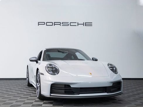 Certified 2025 Porsche 911 Carrera T RWD image 9