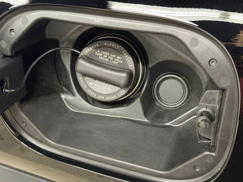 Used 2023 Mercedes-Benz GLA 250 4MATIC image 17