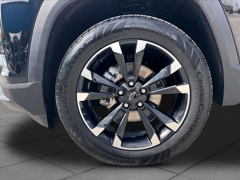 Used 2025 Chevrolet Equinox RS w/ Safety and Technology Package AWD/4WD image 11