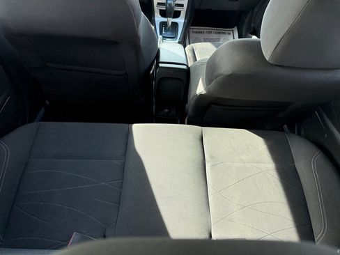 Used 2015 Ford Fiesta SE image 25