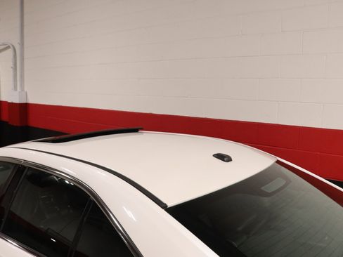 Used 2013 Ford Taurus SHO image 26