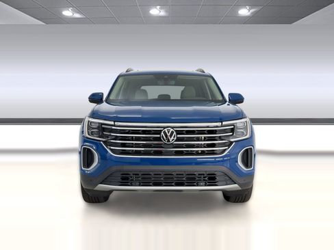 Used 2026 Volkswagen Atlas SE w/ Panoramic Sunroof Package FWD image 6