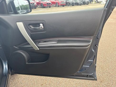 Used 2013 Nissan Rogue SL AWD/4WD image 27