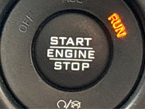 Used 2021 Jeep Gladiator Rubicon image 6