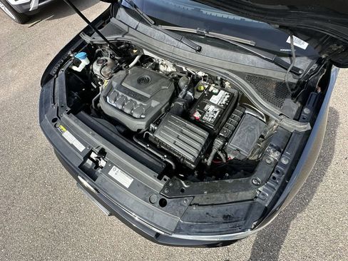 Used 2019 Volkswagen Tiguan SE image 36