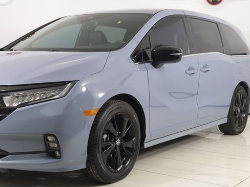 Used 2023 Honda Odyssey Sport image 52