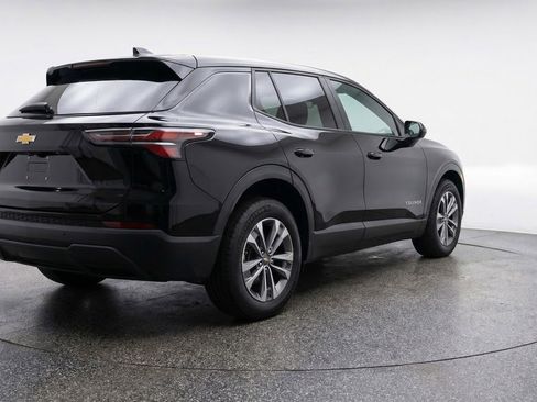 Used 2025 Chevrolet Equinox LT image 9