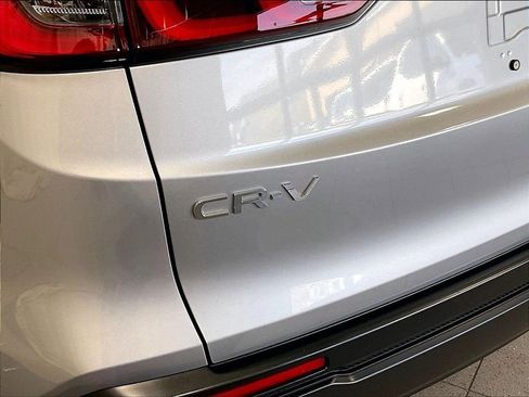 Used 2025 Honda CR-V EX image 28