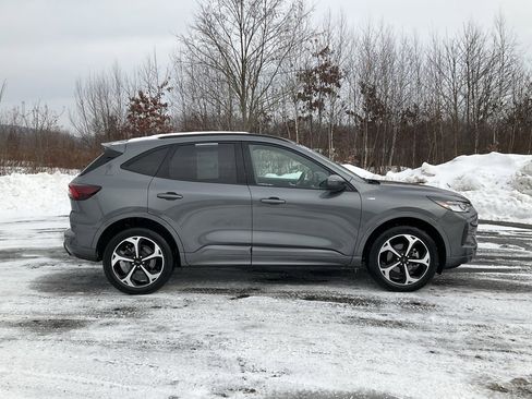 Used 2023 Ford Escape ST-Line Select w/ Tech Pack #2 image 23