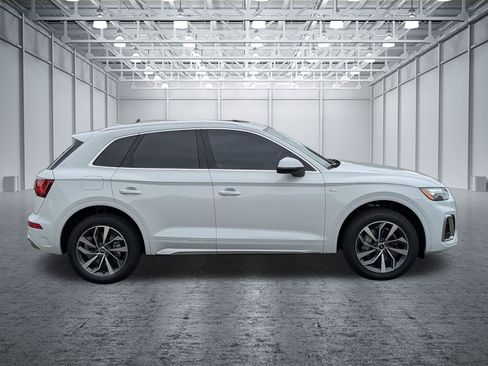 Used 2023 Audi Q5 2.0T Premium w/ Convenience Package AWD/4WD image 6