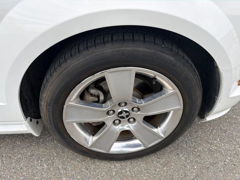 Used 2008 Ford Mustang GT Premium RWD image 6