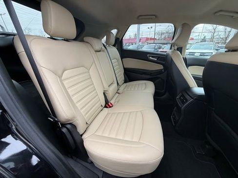 Certified 2022 Ford Edge SEL w/ Convenience Package image 18