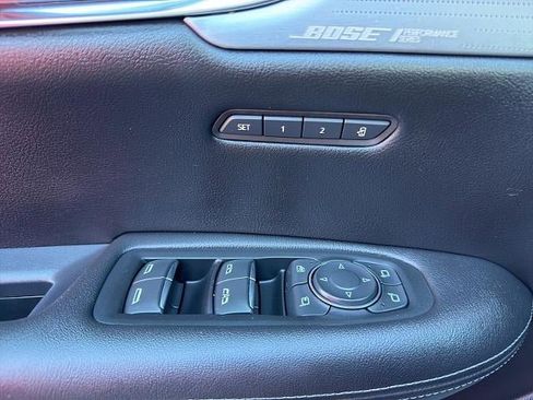 Used 2024 Cadillac XT5 Sportv w/ Technology Package image 34