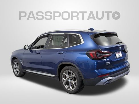 Used 2023 BMW X3 xDrive30i w/ Premium Package AWD/4WD image 3