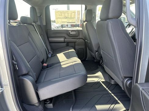 Used 2024 Chevrolet Silverado 2500 Custom w/ Custom Value Package image 19