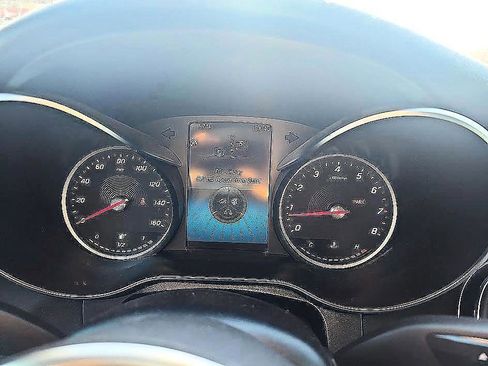 Used 2022 Mercedes-Benz GLC 300 image 15