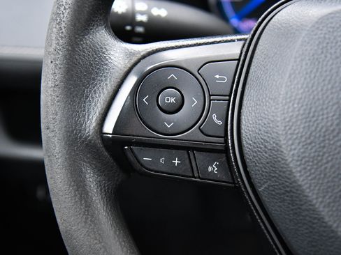 Used 2023 Toyota RAV4 LE image 30