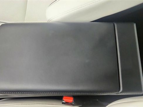 Used 2025 Tesla Model 3 Performance image 54