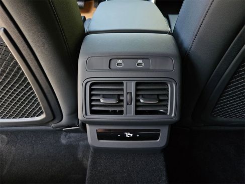 New 2025 Audi Q5 Premium Plus image 21