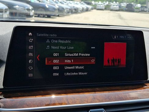 Used 2019 BMW 530e xDrive w/ Convenience Package AWD/4WD image 18