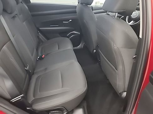 Used 2025 Hyundai Tucson SEL AWD/4WD image 17