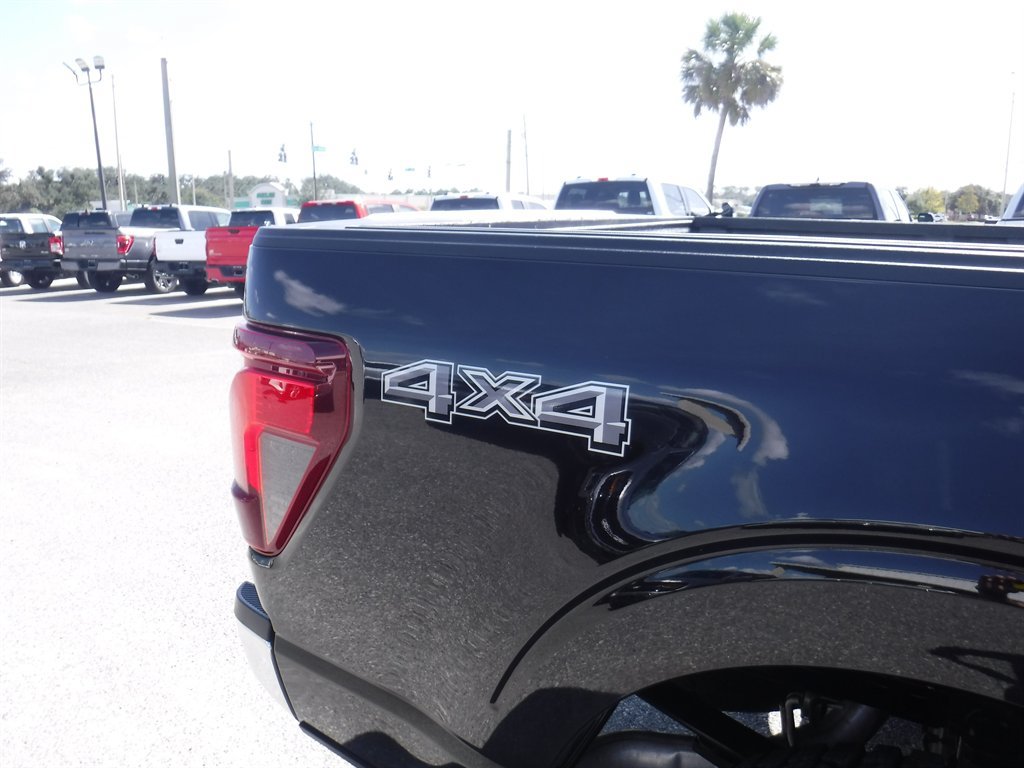 Used 2025 Ford F150 XLT w/ Equipment Group 301A Standard AWD/4WD image 5