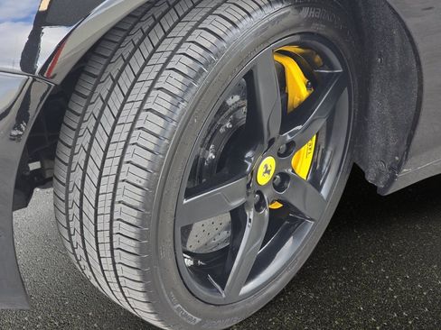 Used 2016 Ferrari California T image 30