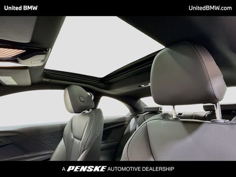 Used 2025 BMW 230i Coupe w/ Premium Package RWD image 12