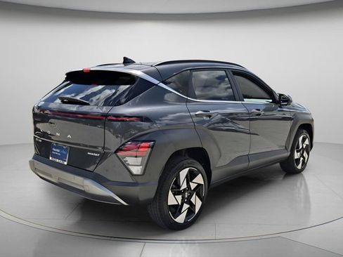 Certified 2024 Hyundai Kona Limited AWD/4WD image 7