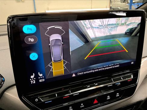 Used 2023 Volkswagen ID.4 Pro S image 24