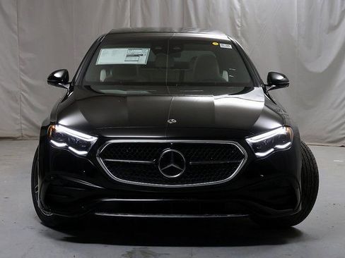 New 2026 Mercedes-Benz E 350 4MATIC Sedan image 7