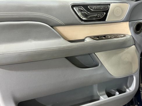 Used 2018 Lincoln Navigator L Black Label image 11