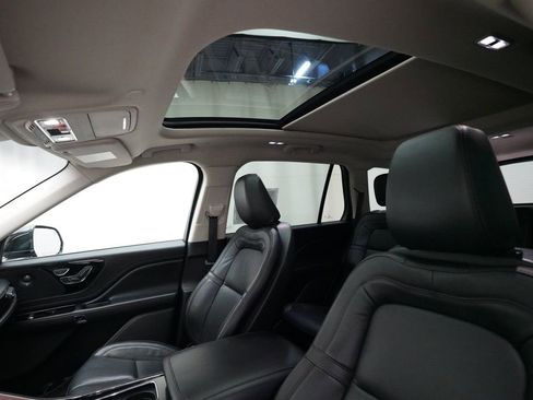 Used 2022 Lincoln Aviator Grand Touring AWD/4WD image 33