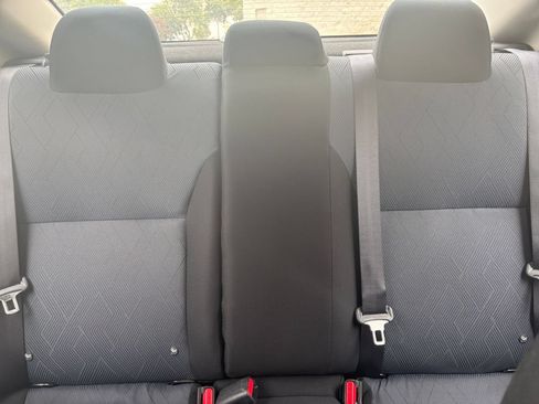 Used 2025 Nissan Versa SV FWD image 35