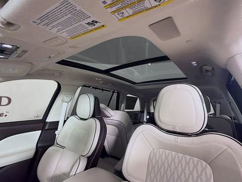 Certified 2024 Lincoln Aviator Black Label AWD/4WD image 26