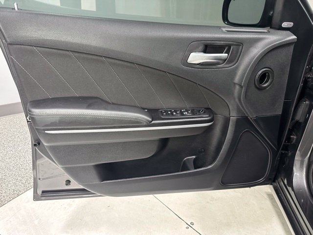 Used 2020 Dodge Charger SXT AWD/4WD image 9