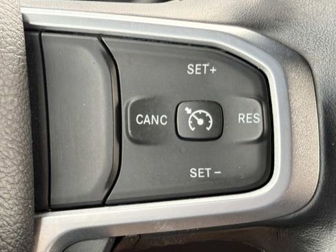 Used 2024 RAM 2500 Big Horn image 30