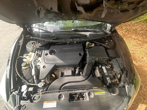 Used 2016 Nissan Altima 2.5 SR FWD image 8
