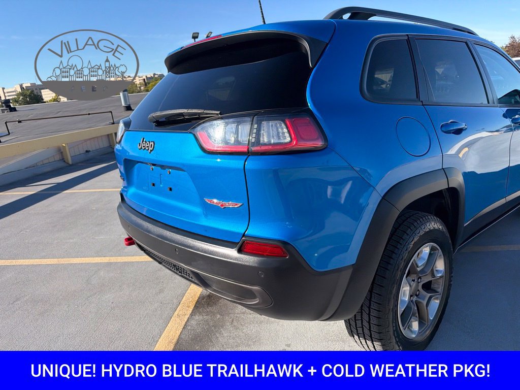 Used 2019 Jeep Cherokee Trailhawk w/ Cold Weather Group AWD/4WD image 30