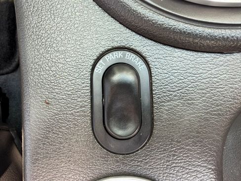 Used 2001 Ford Mustang GT RWD image 45