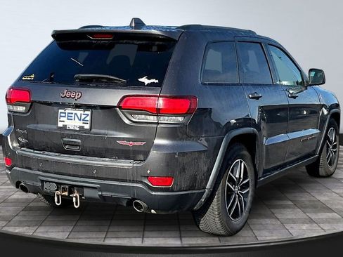 Used 2017 Jeep Grand Cherokee Trailhawk w/ Trailhawk Luxury Group AWD/4WD image 6