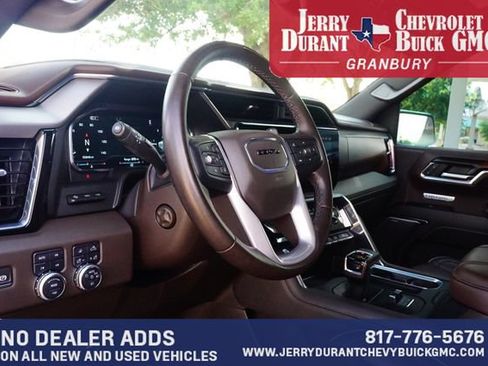 Used 2024 GMC Sierra 1500 Denali w/ Technology Package AWD/4WD image 20