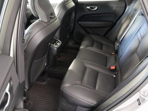 Used 2023 Volvo XC60 B6 Ultimate w/ Protection Package Premier AWD/4WD image 20