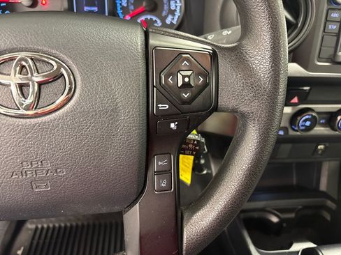 Used 2018 Toyota Tacoma SR w/ SR Convenience Package image 35