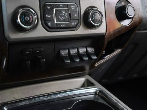 Used 2016 Ford F250 Lariat w/ Chrome Package image 22