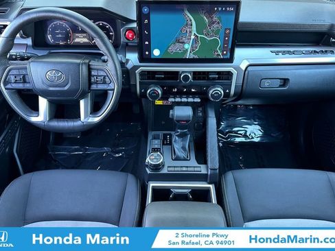 Used 2024 Toyota Tacoma TRD Off-Road image 16