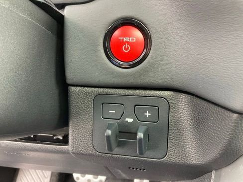 New 2025 Toyota Tundra Platinum image 34