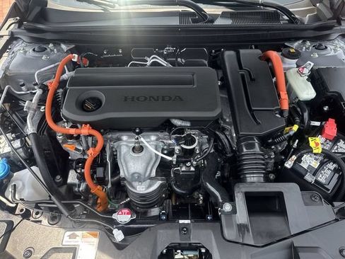 Used 2025 Honda Accord Sport image 30